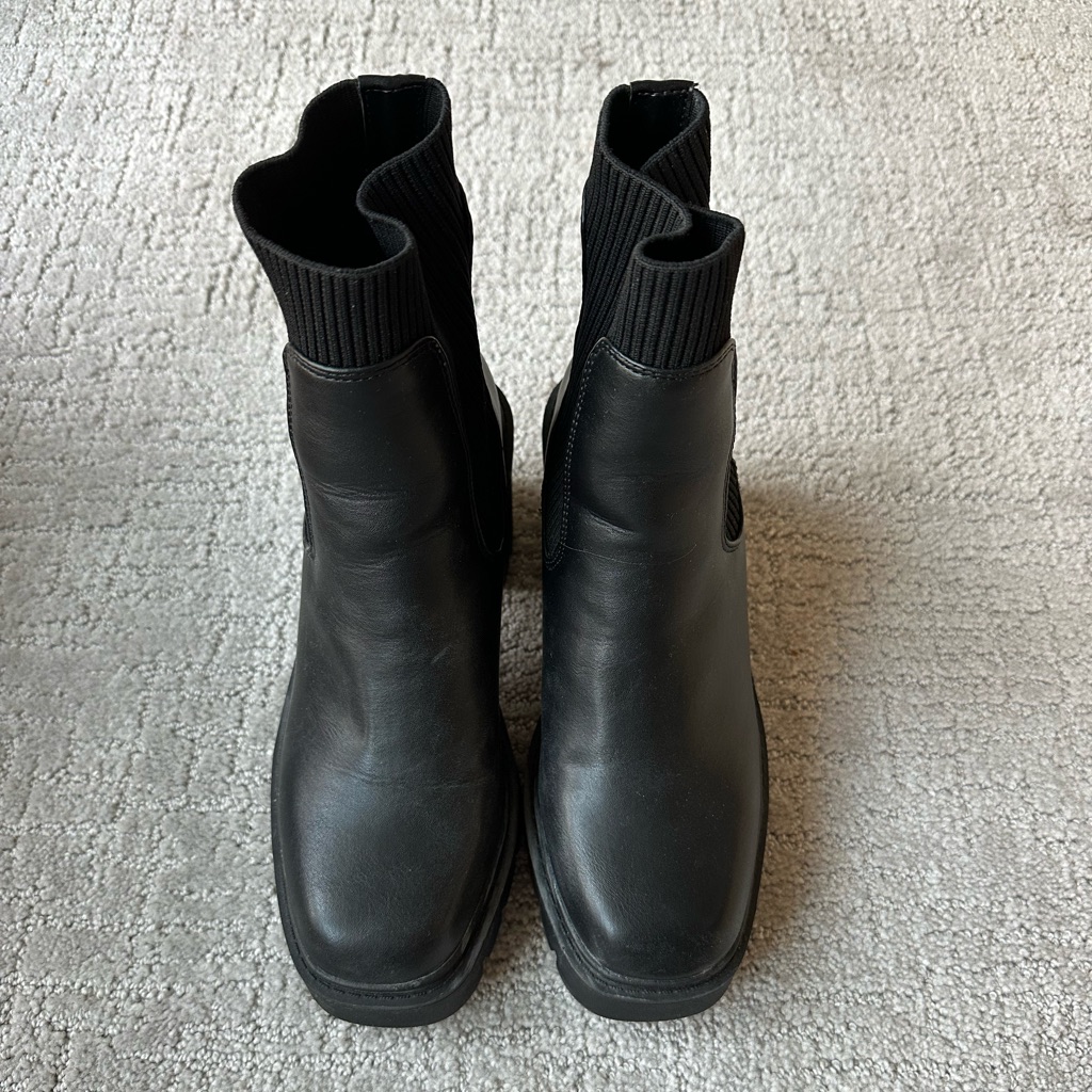 Brand New Steven Madden Boots